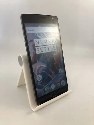 OnePlus 2 A2003 Black Unlocked 16GB 5.5" Android Touchscreen Smartphone Cracked - Image 1 of 4