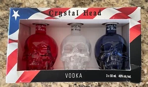 3 Crystal Head Vodka SKULL SET 50ml Leerflaschen USA ROT WEISS BLAU - Bild 1 von 9