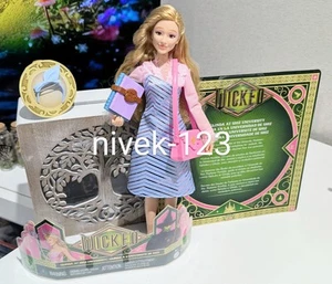 Disney Wicked - Glinda Shiz University Doll - Ariana Grande - NEW Deboxed - Picture 1 of 9
