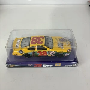 Elliott Sadler #38 Pedigree The Wizard Of OZ 2004 1/24 Nascar Diecast NIB - Picture 1 of 6