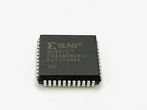 XC9572-10PCC44I IC, CPLD, 72MC, 10NS, 44-Pin, PLCC - Picture 1 of 3