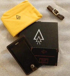 NATTIVO - Etiqueta de equipaje de cuero marrón genuino con caja de regalo NUEVO EN CAJA - ¡Gran regalo! - Imagen 1 de 2