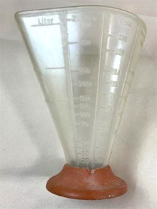 Coupe à mesurer plastique lynx base orange 5,75" haut 500 ml vintage - Photo 1 sur 7