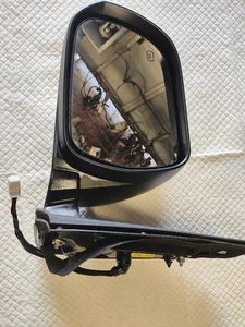 15 16 17 TOYOTA SIENNA DRIVER LEFT DOOR MIRROR OEM BLINDSPOT TYPE - Picture 1 of 12