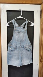 Girls light wash old navy short denim overalls size 10/12 - Picture 1 of 5