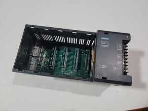 Siemens TI305-02B Simatic PLC Backplane con alimentatore, 5 slot, 115/230VAC - Foto 1 di 10