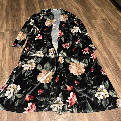 Cárdigan Lularoe Sarah Plumero Elegante Terciopelo Hermoso Floral Talla M Nuevo con Etiquetas Foto 1 de 4