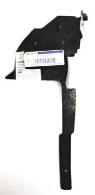 New OEM Mercury Milan Radiator Core Support Air Duct 06-09 6N7Z8311A - Image 1 of 3