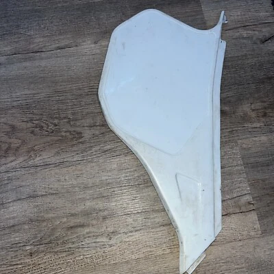 Placa numeradora lateral derecha KTM 500 540 MX DXC 1991 Foto 1 de 4