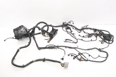 2020 - 2021 尼桑 TITAN S 5.6L 发动机线束带保险丝功能块盒 原始设备制造商 — 第 1/4 张图片