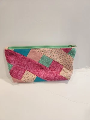 Bolsa de accesorios - acolchada - hecha a mano con tela nueva (esquinas en caja) Foto 1 de 4