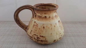 Vintage Handmade No Spill Travel Coffee Mug Pottery Beige/Brown Signed Pre-owned - Picture 1 of 12