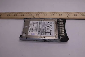 IBM Hard Drive 146 GB 6 Gb/s 15000 RPM 2.5" 42D0681 - Picture 1 of 3
