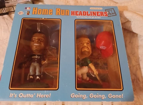 1998 MLB HOME RUN HEADLINERS XL Mark McGwire Ken Griffey Jr COAs Cover