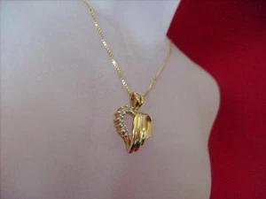 Vintage 14K Yellow Gold Genuine Diamond Heart Pendant / Necklace - Picture 1 of 9