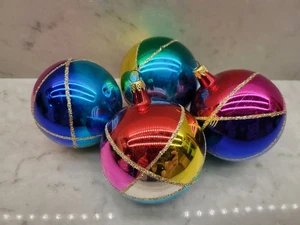 VTG Set of 4 Christmas Tree Glass Ornaments MCM - Picture 1 of 3