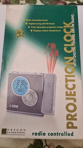 OREGON SCIENTIFIC RADIO CONTROLLER  CLOCK RRM968 Cover