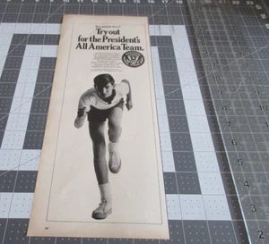 1967 Tryout for the President's All-American Team Print Ad retro 60s - Picture 1 of 3