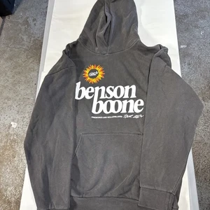 Benson Boone 2024 Tour Hoodie Feuerwerk und Rollerblades grau schwer neu ohne Etikett! - Bild 1 von 8