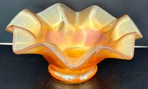 Hermoso vaso de carnaval de caléndula de 1930... cuenco con patas con borde con volantes... 18 CM de diámetro - Imagen 1 de 5