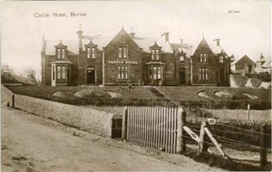REAL PHOTOGRAPHIC POSTCARD CASTLE HOTEL, INVERBERVIE, KINCARDINESHIRE, SCOTLAND - Picture 1 of 2