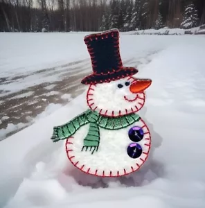 2.5" Snowman Embroidery Winter Christmas Patch - Picture 1 of 3