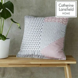 Catherine Lansfield Larsson Geo Blush Cushion Cover REDUCED DAMAGED ITEM - Picture 1 of 3