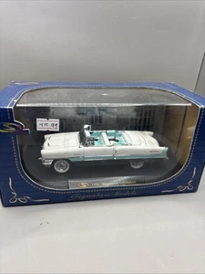 Signature Models 1955 Packard Caribbean 1:34 Scale Die Cast Replica - Picture 1 of 8