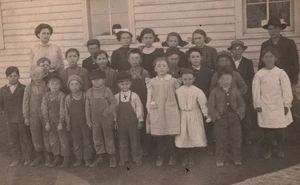 Longford Ks. Kids School Real Photo 1910 Vintage Postcard - Picture 1 of 2