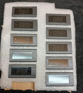 Dixell XT11S-0016N Thermometer Digital Panel Meter for one - Picture 1 of 3