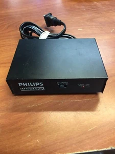 Philips Magnavox RF Modulator PM-61138 A/V Switch Box - Picture 1 of 3