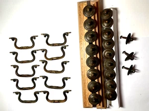 Vintage 20 Metal Drawer Knobs Screws & 10 Pull Handles Dresser Furniture 30 pcs - Picture 1 of 10