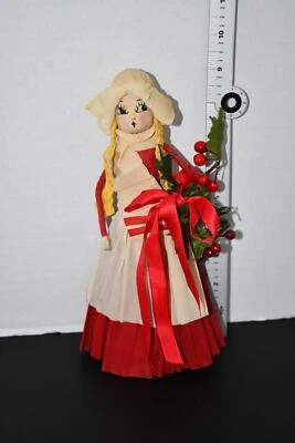 Cáscara de maíz vintage mujer llevando bayas excelente estado Foto 1 de 3