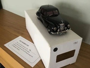 G & W/PATHFINDER MODELS 1/43 - 1953 MORRIS SIX POLICE BLACK WHITE METAL MINT - Picture 1 of 8
