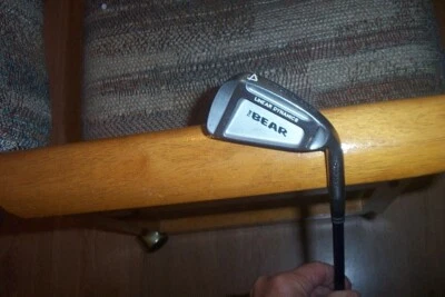 slightly used  Nicklaus  The Bear   offset  4 iron  Lady graphite RH - Image 1 of 3