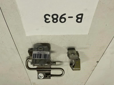 Audi A6 2008 sedán bisagras de puerta del pasajero delantero derecho OEM+ (Beige Dakar metálico) Foto 1 de 4