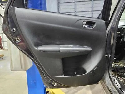 Panel de moldura de puerta trasera 11-14 Subaru WRX STI lado del conductor izquierdo negro OEM Foto 1 de 2