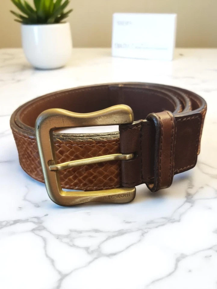 Cinturón de cuero exclusivo A. Testoni (Italia) Foto 1 de 4