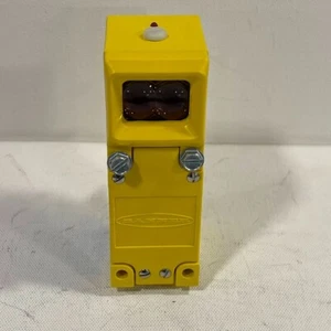 New - Banner DX1 P Multi-Beam Input: 10-30VDC Output: 250 MA - Picture 1 of 6