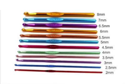 Set Di Uncinetti Per Lavoro A Maglia Con 9 Pezzi In Alluminio Multicolore 2-6Mm - Immagine 1 di 3