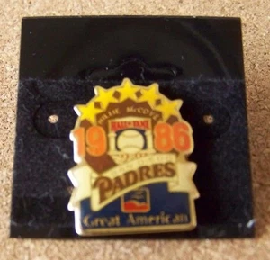 Willie McCovey 1986 Hall of Fame SD San Diego Padres Great American pin MLB - Picture 1 of 3