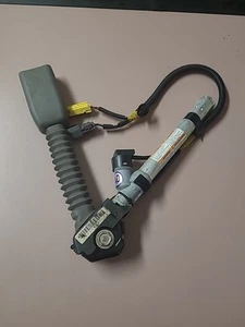 2007-2011 HONDA CR-V DRIVER FRONT LEFT SEATBELT BUCKLE GRAY COLOR-WORKS GREAT - Picture 1 of 5