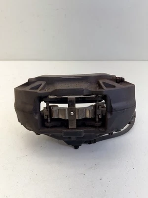 Pinza de freno delantera derecha Cadillac CTS 2014-2019 3,6 L OEM. Foto 1 de 4