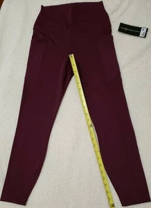 Velocity Women's Capri Yoga Pants Burgundy Cropped Workout Leggings.Medium - Picture 1 of 7