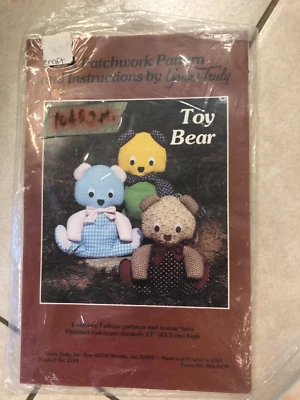 Patchwork Bears to make, 17", vintage  bears sewing patterns, UNCUT - Image 1 of 2