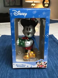 717A DISNEY MICKEY MOUSE VIDRIO SOPLADO Adorno de Navidad NUEVO EN CAJA Caja 6" Envío Gratuito - Imagen 1 de 7