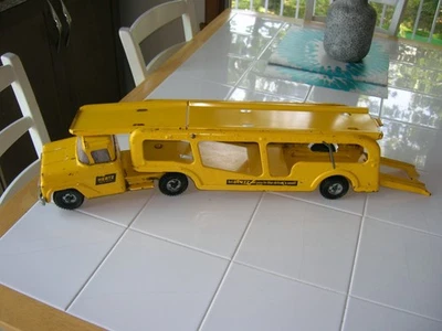 Vintage Buddy L Hertz Rent A Car Carrier Truck-Trailer Load Ramp Yellow 26” WORK - Image 1 of 4