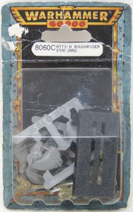 Warhammer 40k Attilan Roughrider Standard 8060C miniatura in metallo - Foto 1 di 2