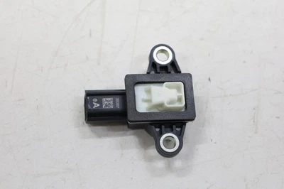 2016 - 2023 年 MAZDA CX-9 前右气囊碰撞传感器 原始设备制造商 GMC857KC0A — 第 1/4 张图片