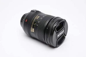 Nikon AF-S Nikkor 18-200mm f/3.5-5.6 G ED DX VR w/Caps+pouch+UV, Clean - Picture 1 of 10